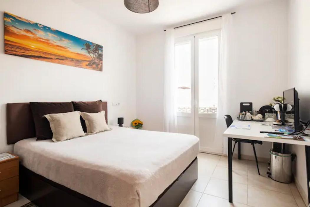 Room With Private Bathroom And Balcony Nearby The Mercado Central, Center And Beach Alicante Eksteriør bilde
