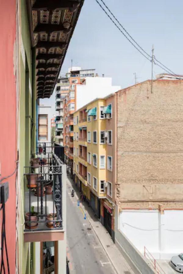 Room With Private Bathroom And Balcony Nearby The Mercado Central, Center And Beach Alicante Eksteriør bilde
