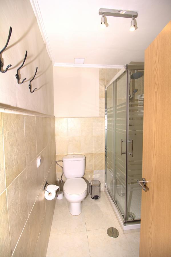 Room With Private Bathroom And Balcony Nearby The Mercado Central, Center And Beach Alicante Eksteriør bilde