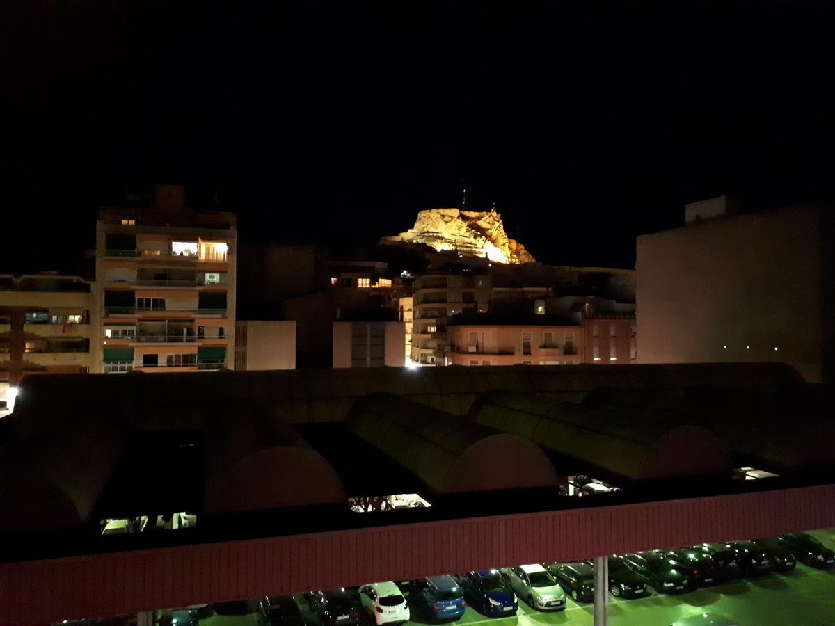 Room With Private Bathroom And Balcony Nearby The Mercado Central, Center And Beach Alicante Eksteriør bilde